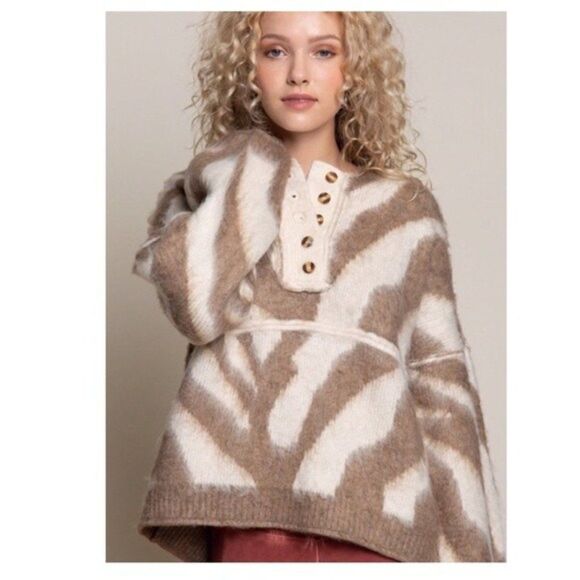 𝅺animal Print Hoodie Sweater - Picture 8 of 16